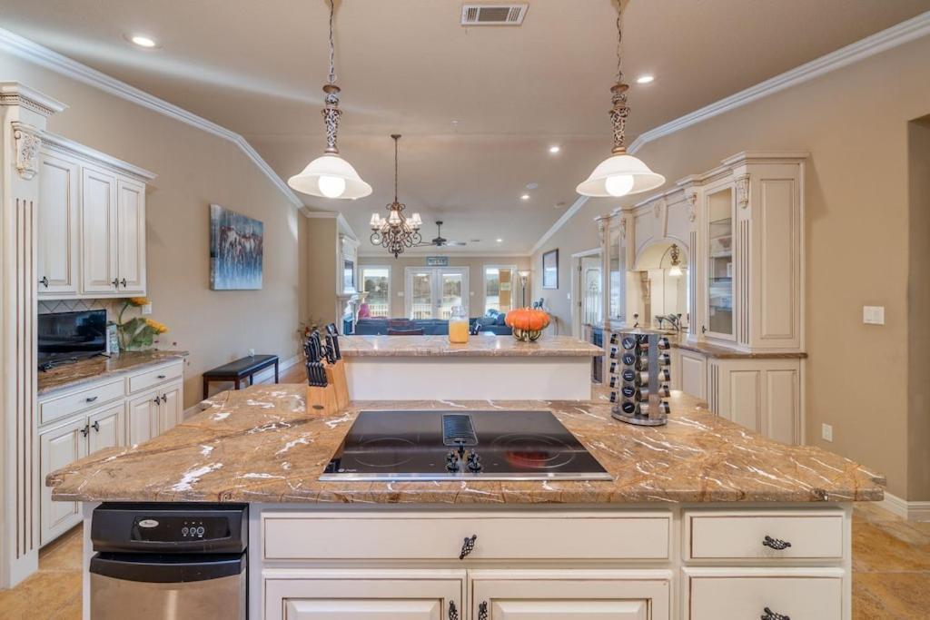 Views!! Luxury Condo W/Gourmet Kitchen, Breathtaking Views Lake Hamilton Eksteriør bilde